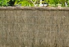 Doctors Pointthatched-fencing-6.jpg; ?>